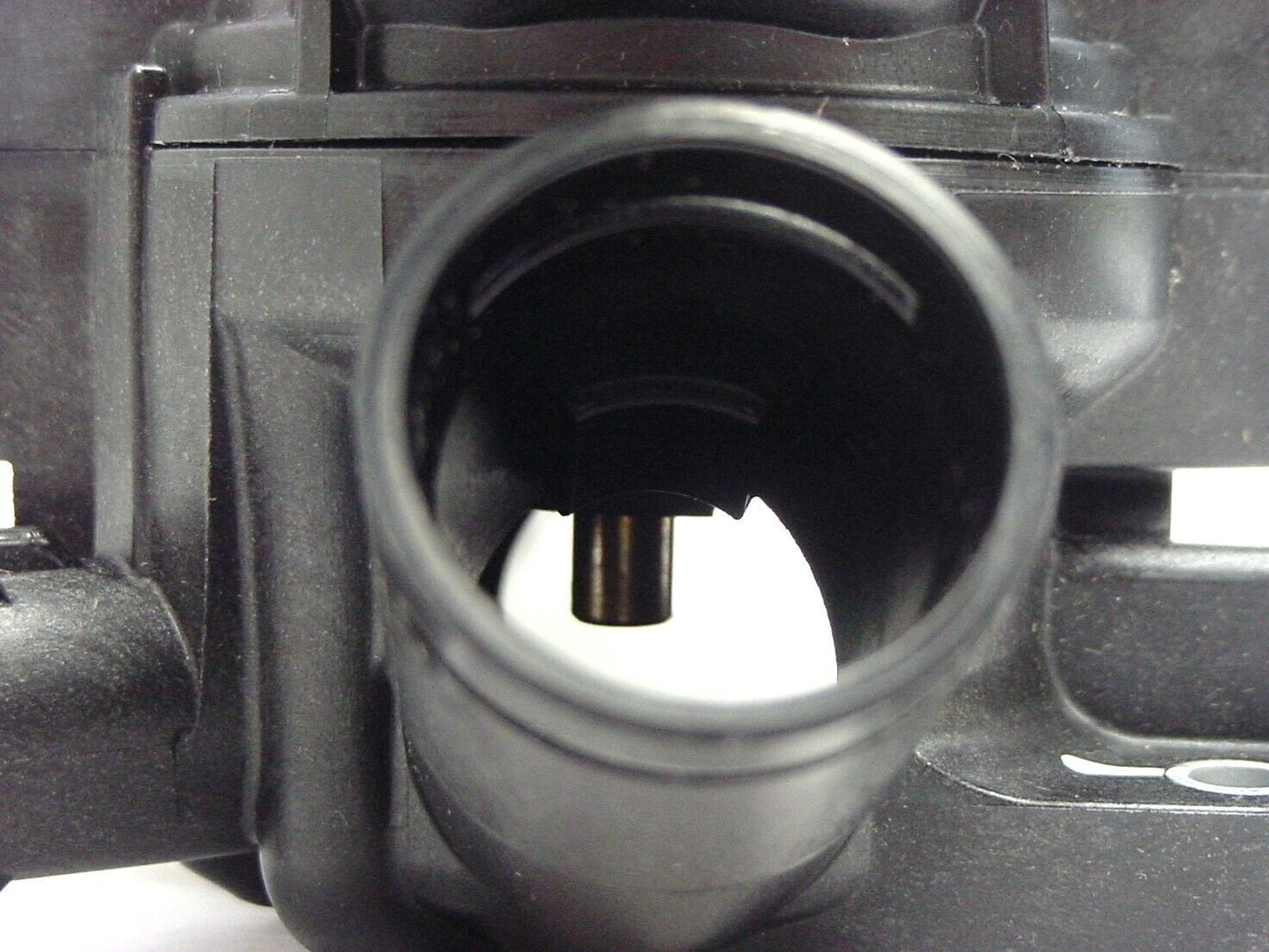 Genuine OEM VW Thermostat & Housing 2.5 Jetta Beetle Rabbit Golf 2005-14