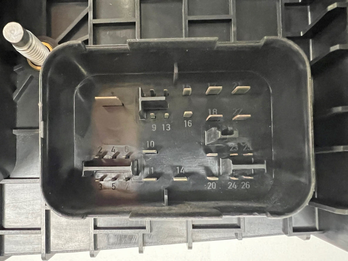 Genuine OEM VW Fuse Box Relay Base Holder Jetta 2005-08 GTI,  Passat & A3 '06-09