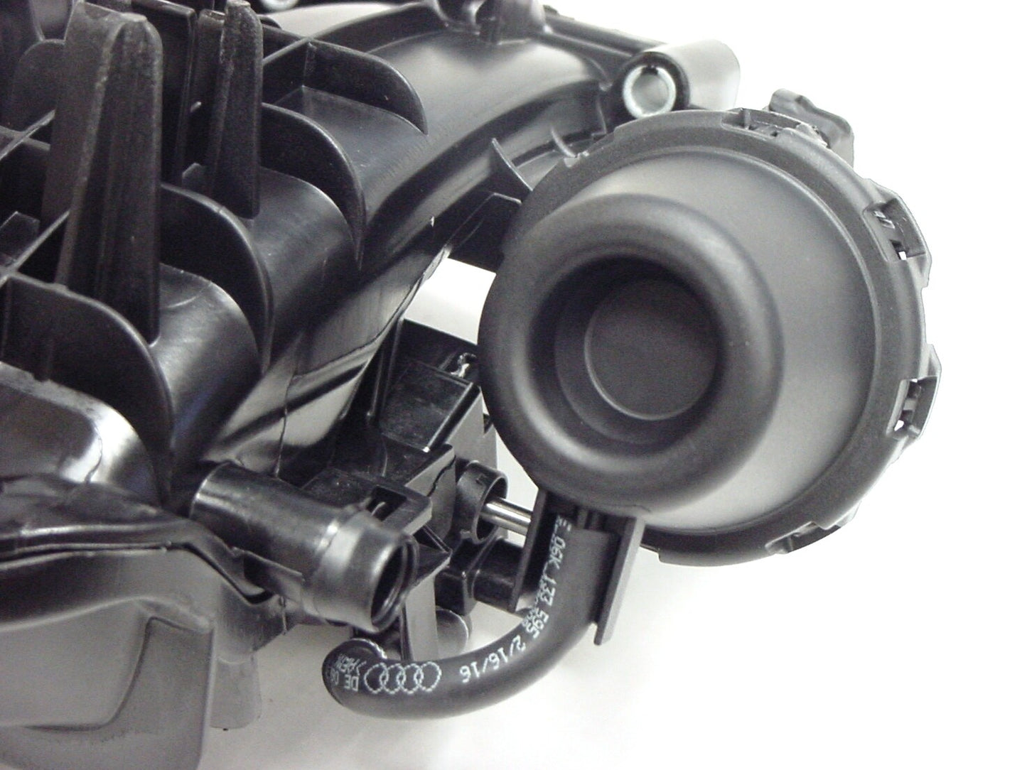 Genuine OEM VW Intake Manifold 2.0 Tiguan 2018-2024 Passat 2018-22 Beetle 18-19