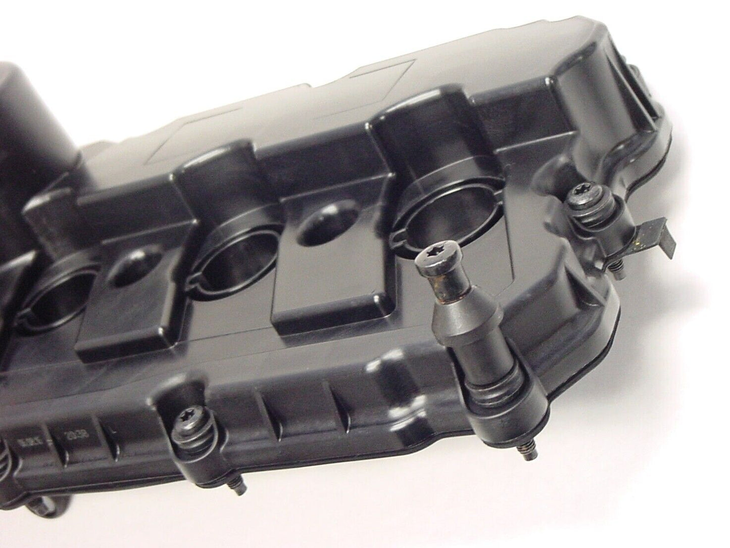 New Genuine OEM VW Valve Cover & PCV Valve 2.5 Jetta Rabbit Golf Passat 2006-14