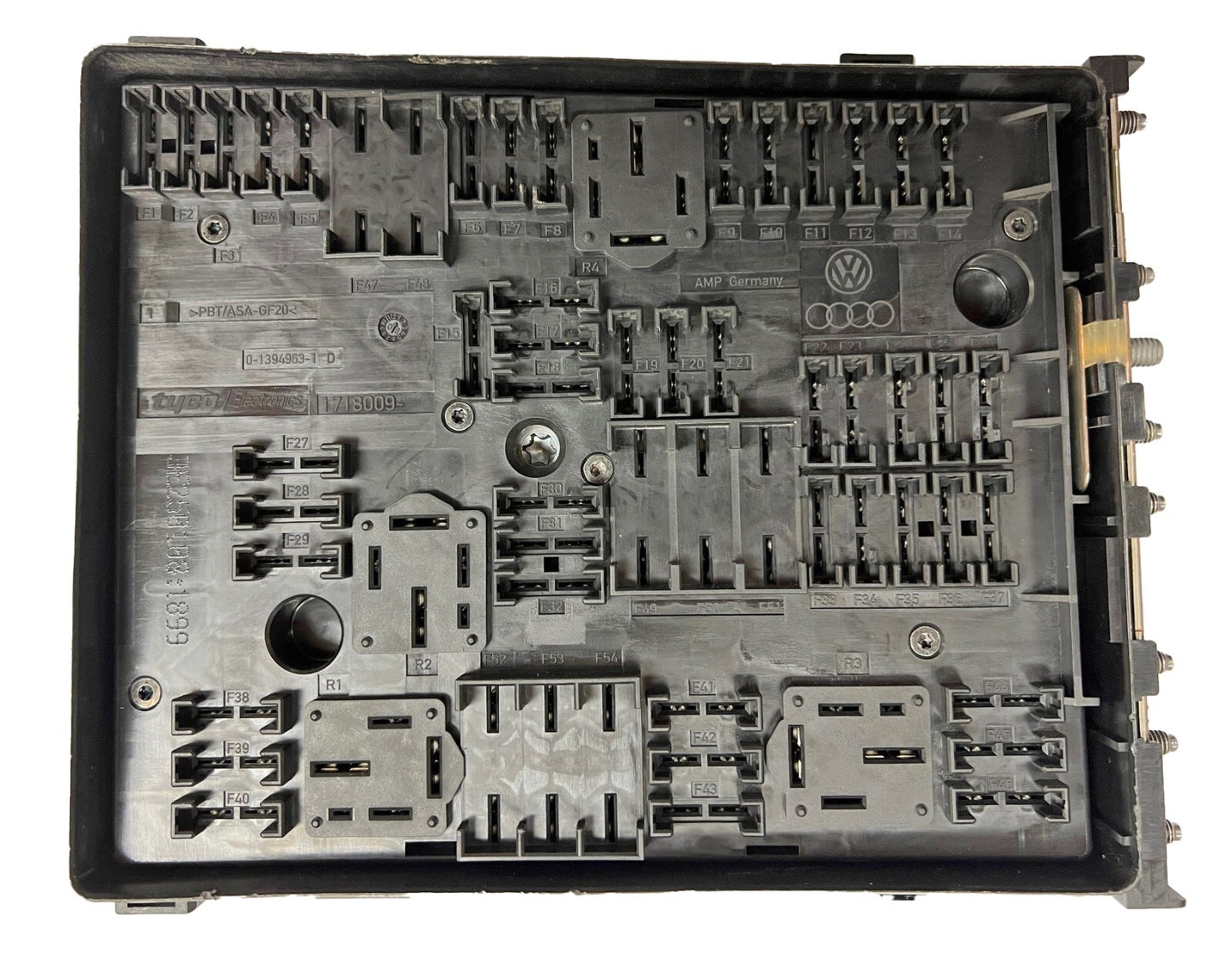 New Genuine OEM VW Fuse Box Relay Base Holder Jetta 2005-08 GTI & Passat 2006-09