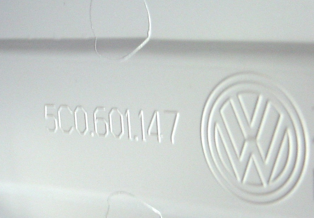 Genuine OEM VW Hubcap Jetta-Sedan 2011-2014 Cover fits 15" wheel rim, Open Box