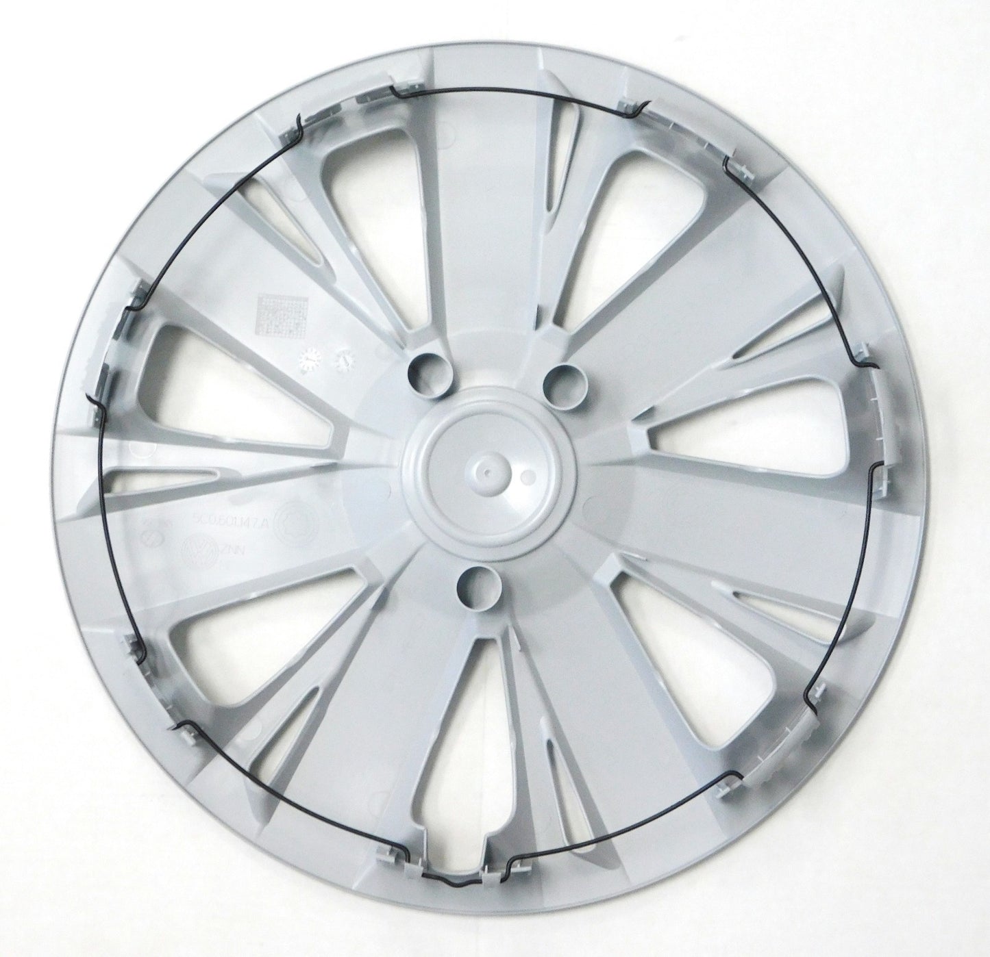 Genuine OEM VW Hubcap Jetta-Sedan 2011-2014 Cover fits 16" wheel , Small Scratch