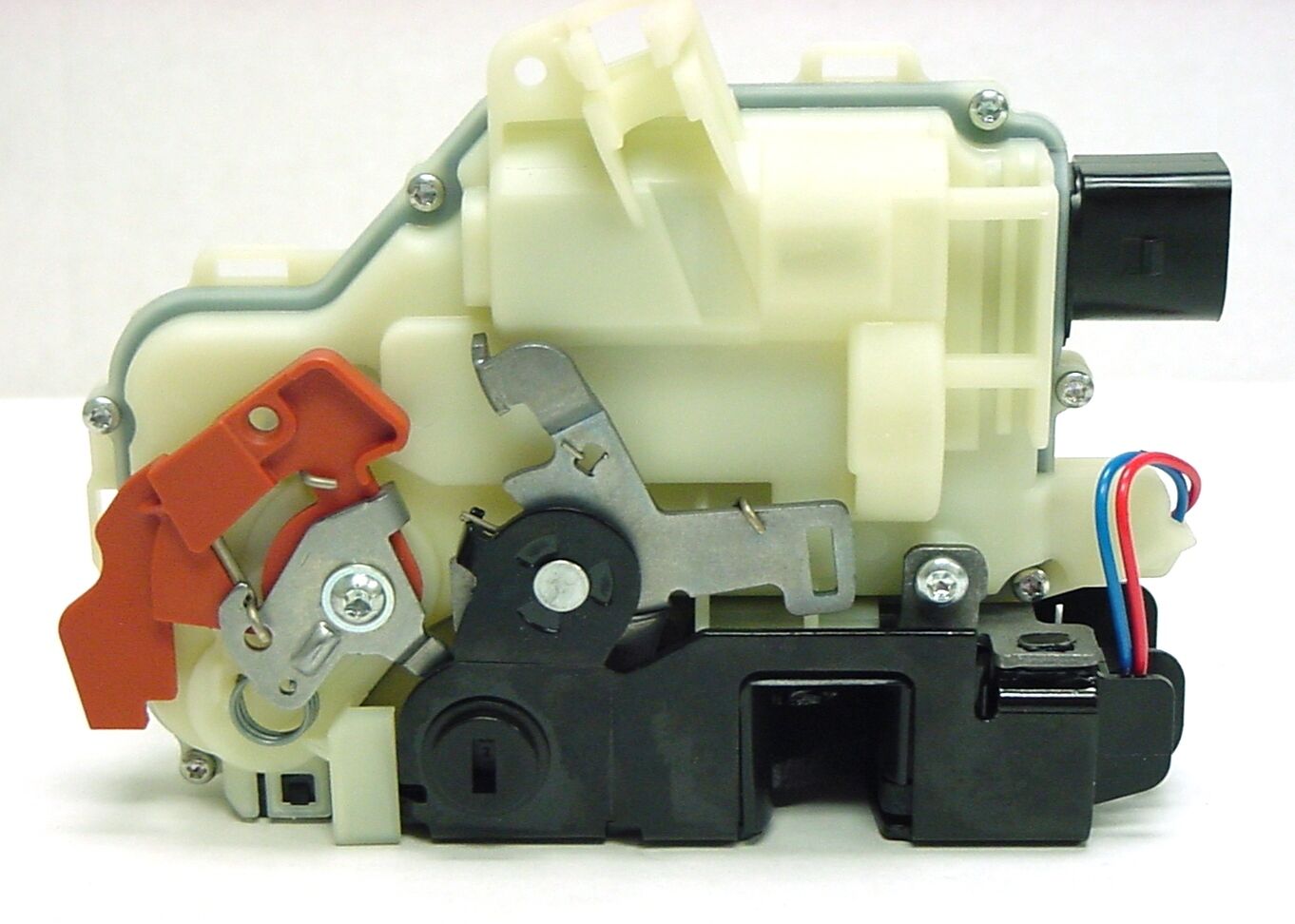 New Genuine OEM VW Left Rear Door Lock Actuator Jetta Rabbit 2006-10 GTI 2007-09